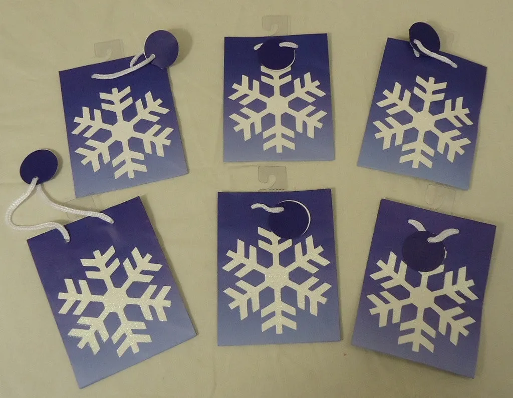 Best Buy Jeanmarie Holiday Gift Bag Snowflake 5 3/4in x 4 1/2in x 2 1/2in Qty 6 -- New