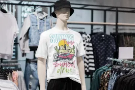 Summertime Graphic T-Shirt