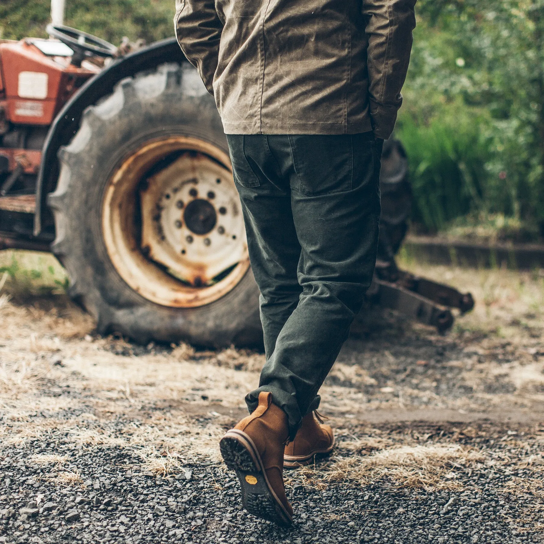 The Chore Pant in Washed Olive